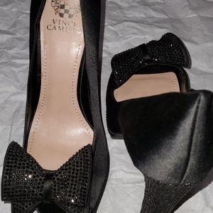 Vince Camuto Black Peek-toe Heels w/Bow